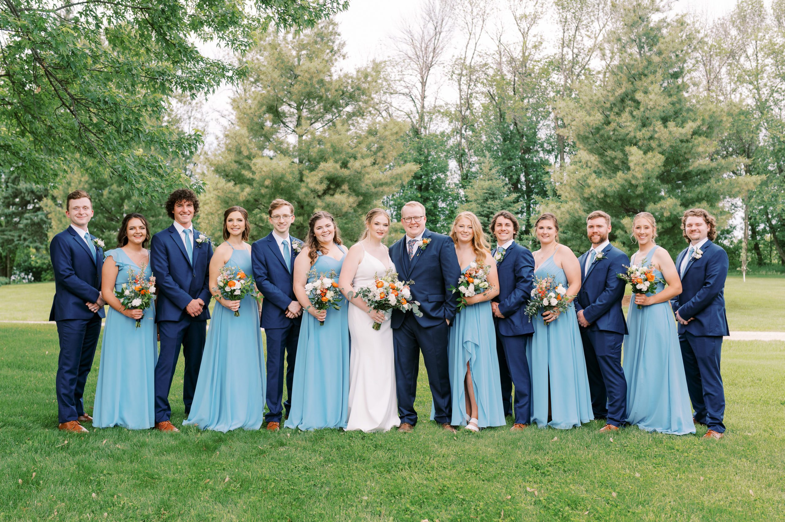 bridal party photos in minnesota